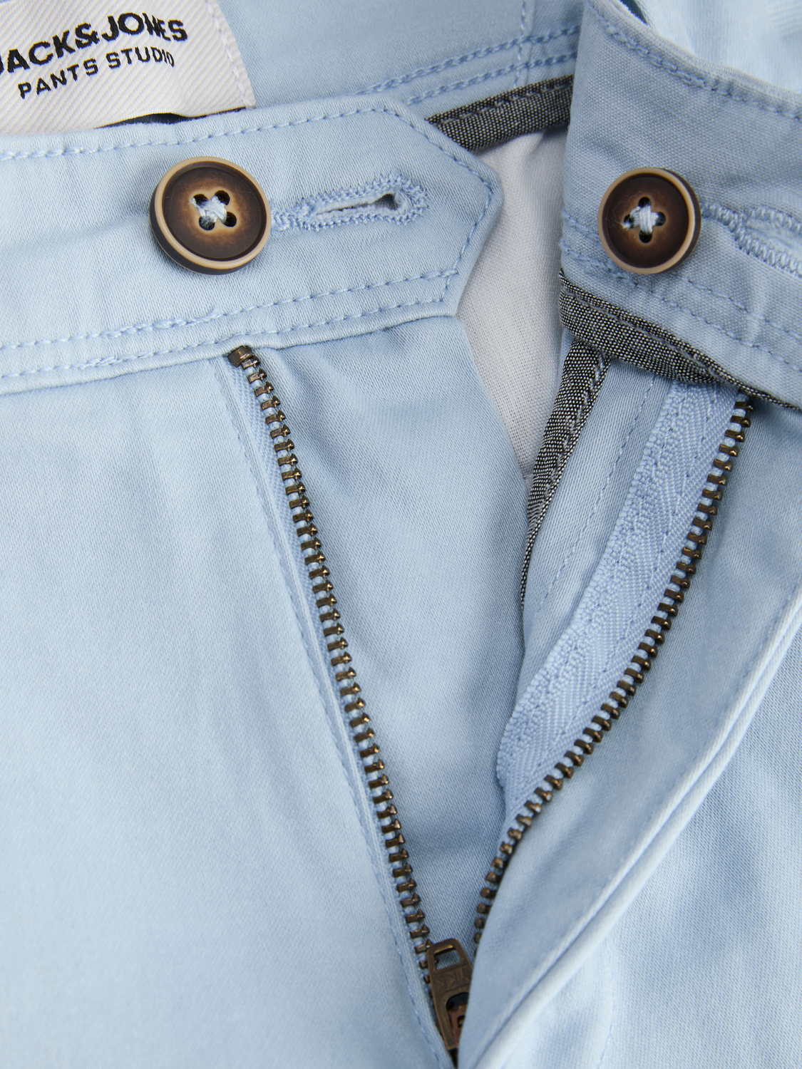model_shot-detail